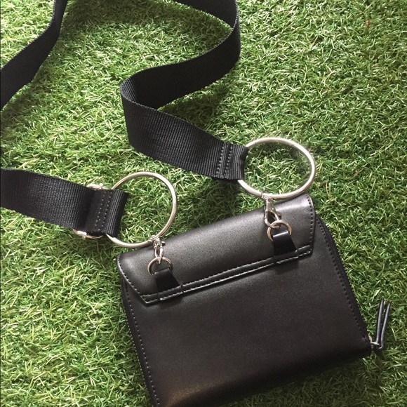 Urban outfitter black leather crossbody bag wallet - Picture 3 of 11